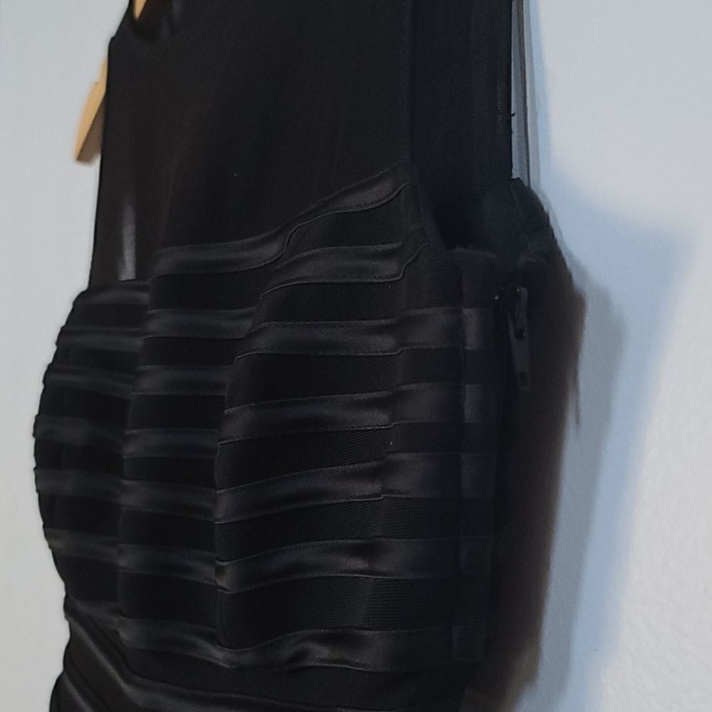 Cache Black Top - Size 8 - Picture 3 of 6